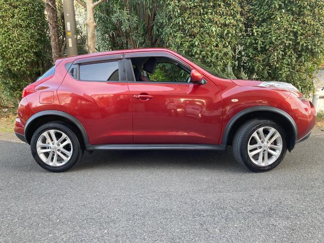 ジューク １５ＲＸ　ナビ／フルセグＴＶ／ＥＴＣ／アルミホイール／プッシュスタート（17枚目）