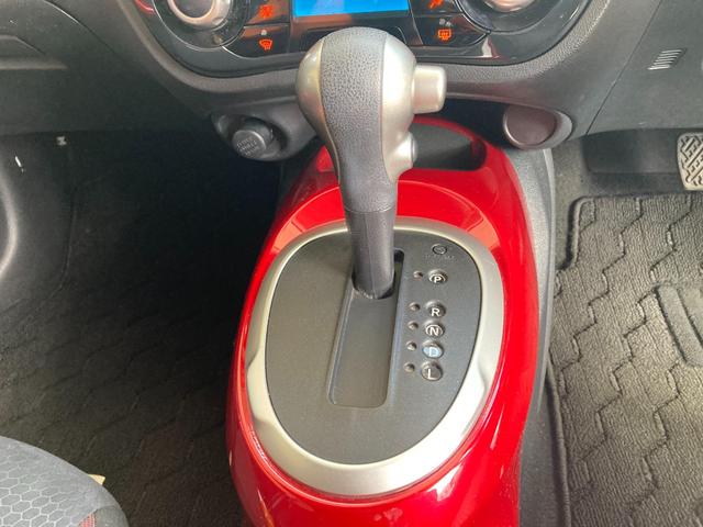 ジューク １５ＲＸ　ナビ／フルセグＴＶ／ＥＴＣ／アルミホイール／プッシュスタート（34枚目）