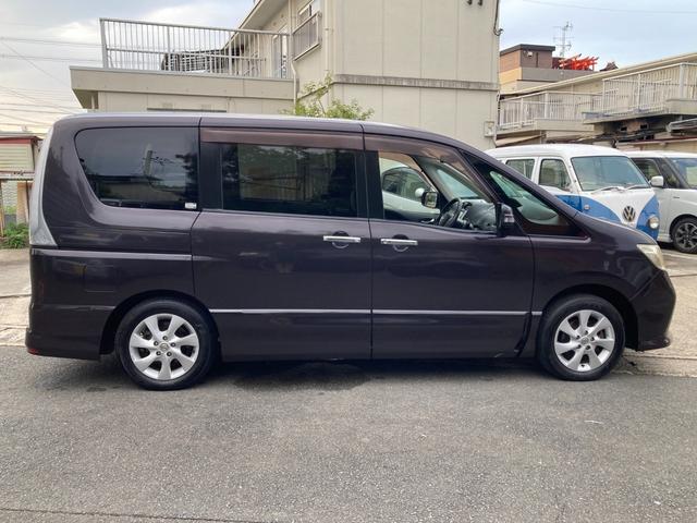 セレナ ハイウェイスター　Ｖセレクション　ＥＴＣ／ナビゲーション／ＴＶ／後席モニター／バックカメラ／プッシュスタート／両側パワースライドドア／クルーズコントロール（16枚目）