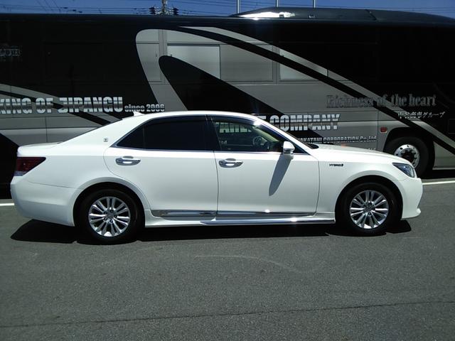 クラウンハイブリッド ロイヤルサルーンG(4枚目)