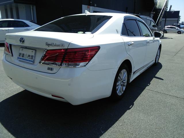 クラウンハイブリッド ロイヤルサルーンG(8枚目)