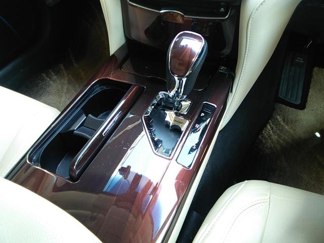 クラウンハイブリッド ロイヤルサルーンG(11枚目)