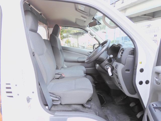 NV350キャラバンバン ロングDXターボ 和光パワーゲート400キロ/4WD/後期ディーゼルTB/衝突軽減エマブレ/両側スライド5D/ケンウッドナビ/Bモニタ/AC100V/キーレス/ETC/車検R8年7月14日/低床/3人/小型貨物4ナンバ(28枚目)