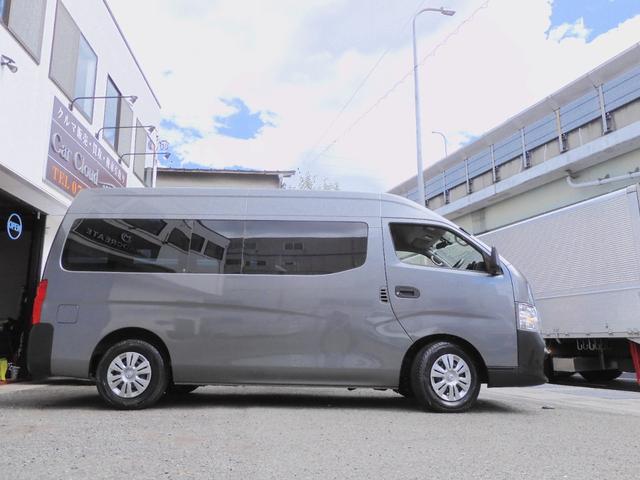 NV350キャラバンバン スーパーロングDX ◆荷室トランポ仕様/後期/R2年式/走行距離1.2キロ/衝突軽減エマブレ/純正ナビTV/キーレス/ETC/3人乗り/4D/普通貨物1ナンバー/積載1.25t/長さ508幅169高さ228センチ(5枚目)