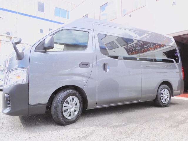 NV350キャラバンバン スーパーロングDX ◆荷室トランポ仕様/後期/R2年式/走行距離1.2キロ/衝突軽減エマブレ/純正ナビTV/キーレス/ETC/3人乗り/4D/普通貨物1ナンバー/積載1.25t/長さ508幅169高さ228センチ(6枚目)