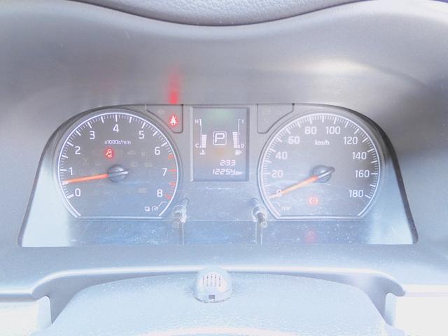 NV350キャラバンバン スーパーロングDX ◆荷室トランポ仕様/後期/R2年式/走行距離1.2キロ/衝突軽減エマブレ/純正ナビTV/キーレス/ETC/3人乗り/4D/普通貨物1ナンバー/積載1.25t/長さ508幅169高さ228センチ(23枚目)