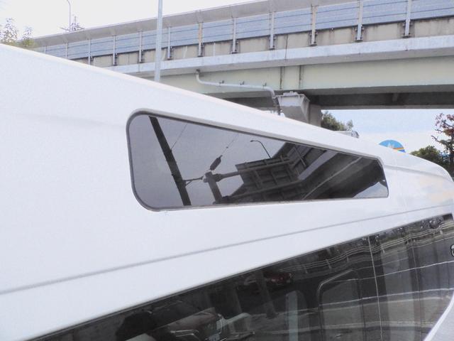 NV350キャラバンバン ◆チェアキャブM仕様,福祉車いす2名,固定装置2基,ガラスルーフ,走行距離4.7万キロ,電動リアリフト,左オートステップ,1オーナー,整備記録簿,非課税,Bモニ,Wエアコン&ヒーター,ETC,ドラレコ(12枚目)