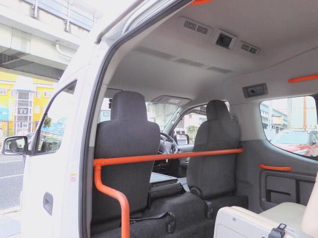 NV350キャラバンバン ◆チェアキャブM仕様,福祉車いす2名,固定装置2基,ガラスルーフ,走行距離4.7万キロ,電動リアリフト,左オートステップ,1オーナー,整備記録簿,非課税,Bモニ,Wエアコン&ヒーター,ETC,ドラレコ(26枚目)
