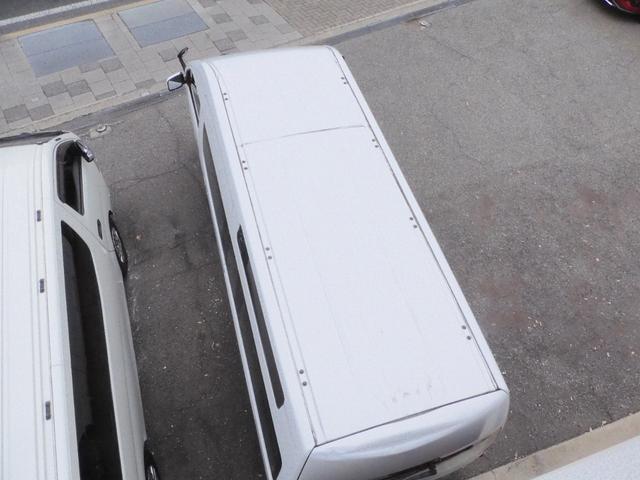 NV350キャラバンバン ◆チェアキャブM仕様,福祉車いす2名,固定装置2基,ガラスルーフ,走行距離4.7万キロ,電動リアリフト,左オートステップ,1オーナー,整備記録簿,非課税,Bモニ,Wエアコン&ヒーター,ETC,ドラレコ(30枚目)