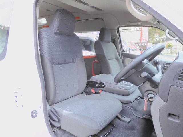 NV350キャラバンバン ◆チェアキャブM仕様,福祉車いす2名,固定装置2基,ガラスルーフ,走行距離4.7万キロ,電動リアリフト,左オートステップ,1オーナー,整備記録簿,非課税,Bモニ,Wエアコン&ヒーター,ETC,ドラレコ(33枚目)