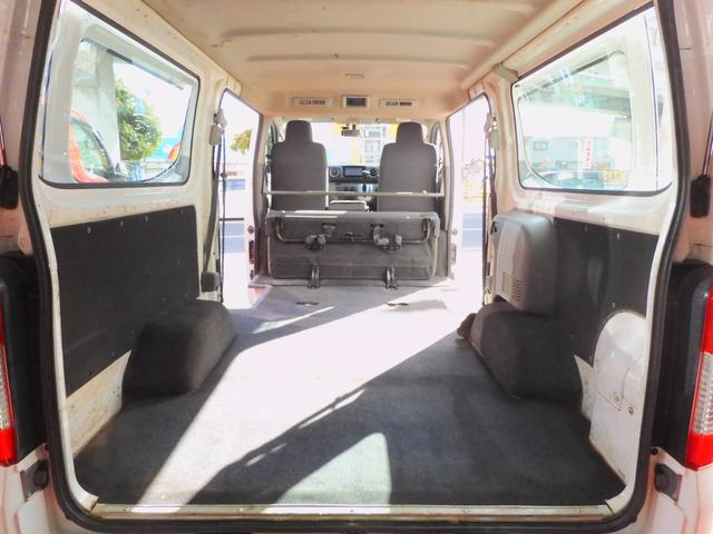 ＮＶ３５０キャラバンバン ロングＤＸ　ＥＸパック．ダブルエアコン＆ヒータ．衝突軽減エマブレ．Ｈ３０年１１月登録車．後期．法人ワンオーナ．整備記録簿Ｒ１．２．３．４．５．６年．ナビ．Ｂｌｕｅｔｏｏｔｈ．Ｂモニタ．ＥＴＣ．キーレス．ドラレコ．（12枚目）