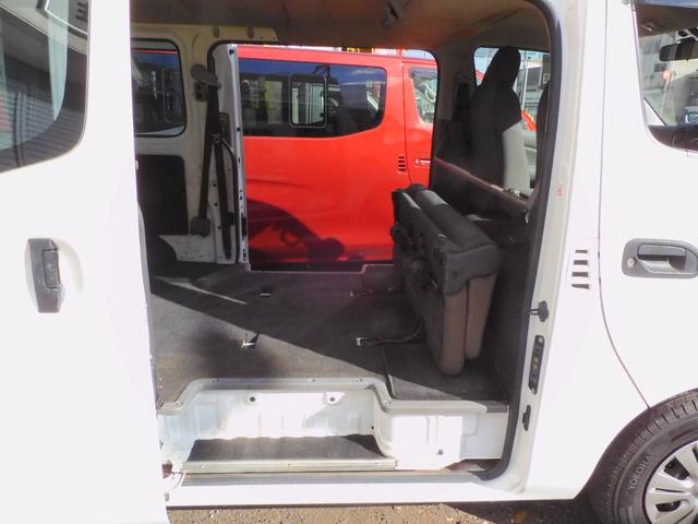 ＮＶ３５０キャラバンバン ロングＤＸ　ＥＸパック．ダブルエアコン＆ヒータ．衝突軽減エマブレ．Ｈ３０年１１月登録車．後期．法人ワンオーナ．整備記録簿Ｒ１．２．３．４．５．６年．ナビ．Ｂｌｕｅｔｏｏｔｈ．Ｂモニタ．ＥＴＣ．キーレス．ドラレコ．（14枚目）