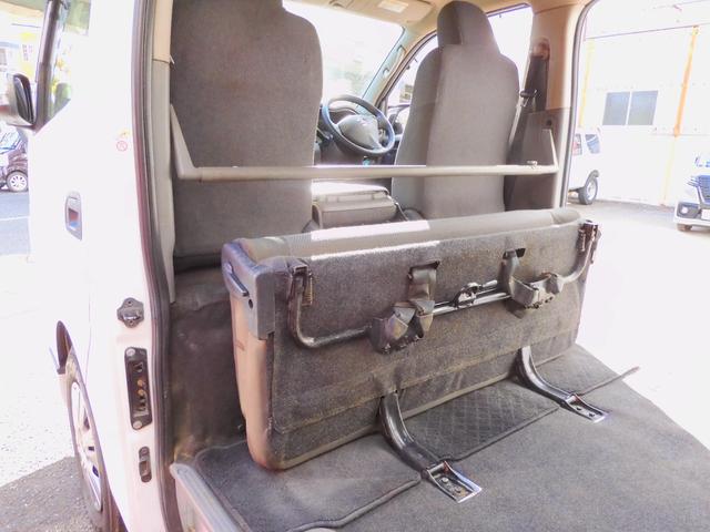 ＮＶ３５０キャラバンバン ロングＤＸ　ＥＸパック．ダブルエアコン＆ヒータ．衝突軽減エマブレ．Ｈ３０年１１月登録車．後期．法人ワンオーナ．整備記録簿Ｒ１．２．３．４．５．６年．ナビ．Ｂｌｕｅｔｏｏｔｈ．Ｂモニタ．ＥＴＣ．キーレス．ドラレコ．（18枚目）