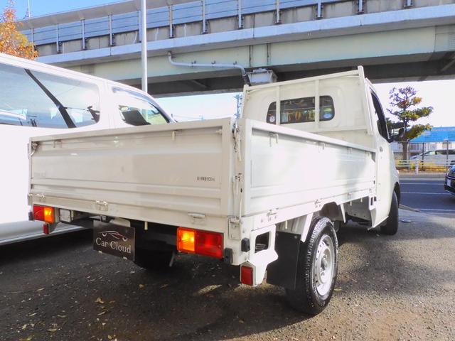 タウンエーストラック ＤＸ　Ｒ２年式／走行距離２．７万キロ／ＭＴ５速／純正ナビＴＶ／Ｂｌｕｅｔｏｏｔｈ／ＥＴＣ／パワステ／エアコン／小型貨物４ナンバー／積載８００キロ／長さ４２７幅１６７高さ１８９センチ／（16枚目）