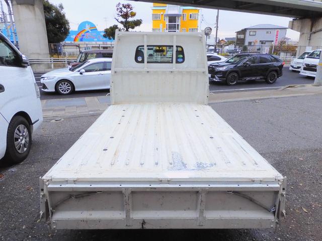 タウンエーストラック ＤＸ　Ｒ２年式／走行距離２．７万キロ／ＭＴ５速／純正ナビＴＶ／Ｂｌｕｅｔｏｏｔｈ／ＥＴＣ／パワステ／エアコン／小型貨物４ナンバー／積載８００キロ／長さ４２７幅１６７高さ１８９センチ／（20枚目）