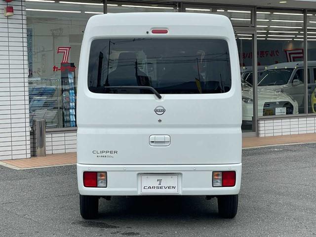 クリッパーバン ＤＸ　届出済未使用車　純正ナビ　フルセグＴＶ　バックカメラ　ＥＴＣ　前席パワーウィンドウ　オートライト　アイドリングストップ　衝突軽減ブレーキ　横滑り防止装置　キーレス（3枚目）