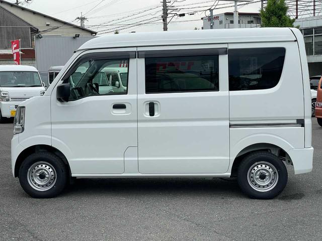 クリッパーバン ＤＸ　届出済未使用車　純正ナビ　フルセグＴＶ　バックカメラ　ＥＴＣ　前席パワーウィンドウ　オートライト　アイドリングストップ　衝突軽減ブレーキ　横滑り防止装置　キーレス（5枚目）