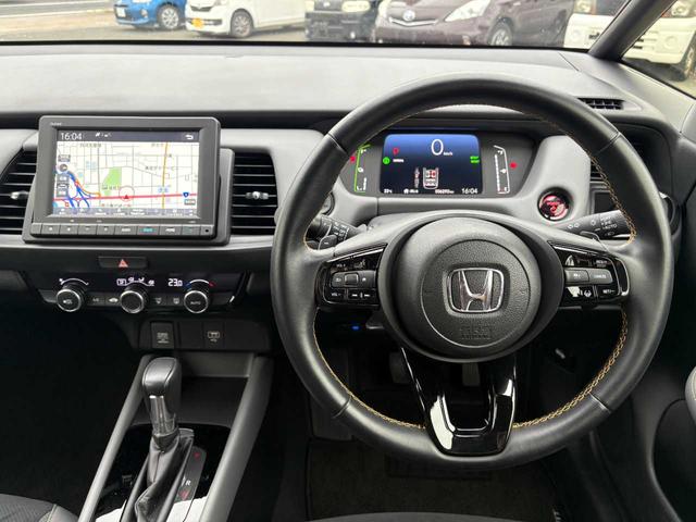 フィット ｅ：ＨＥＶ　ＲＳ　ホンダセンシング　純正ナビ　バックカメラ　ＥＴＣ　クリアランスソナー　アダプティブクルーズコントロール　ＬＥＤヘッドライト　ドラレコ　１オーナー　ユーザー買取車（15枚目）