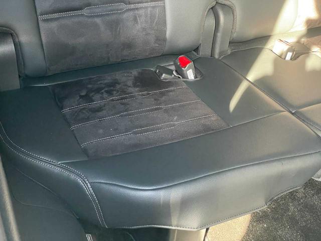 ステップワゴン ｅ：ＨＥＶスパーダ　プレミアムライン　ホンダセンシング　１１．４インチ純正ナビ　１５．６インチフリップダウン　フルセグＴＶ　マルチビューカメラ　ブラインドスポット　パワーテールゲート　シートヒーター　２列目オットマン　純正１７インチＡＷ（31枚目）