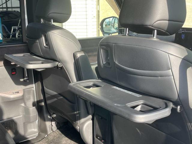 ステップワゴン ｅ：ＨＥＶスパーダ　プレミアムライン　ホンダセンシング　１１．４インチ純正ナビ　１５．６インチフリップダウン　フルセグＴＶ　マルチビューカメラ　ブラインドスポット　パワーテールゲート　シートヒーター　２列目オットマン　純正１７インチＡＷ（34枚目）