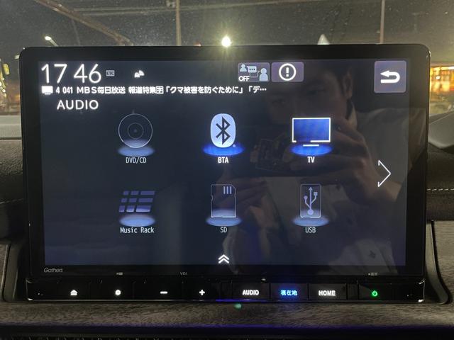 ステップワゴン ｅ：ＨＥＶスパーダ　プレミアムライン　ホンダセンシング　１１．４インチ純正ナビ　１５．６インチフリップダウン　フルセグＴＶ　マルチビューカメラ　ブラインドスポット　パワーテールゲート　シートヒーター　２列目オットマン　純正１７インチＡＷ（37枚目）