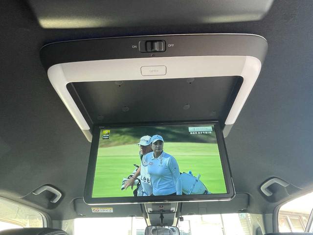 ステップワゴン ｅ：ＨＥＶスパーダ　プレミアムライン　ホンダセンシング　１１．４インチ純正ナビ　１５．６インチフリップダウン　フルセグＴＶ　マルチビューカメラ　ブラインドスポット　パワーテールゲート　シートヒーター　２列目オットマン　純正１７インチＡＷ（43枚目）