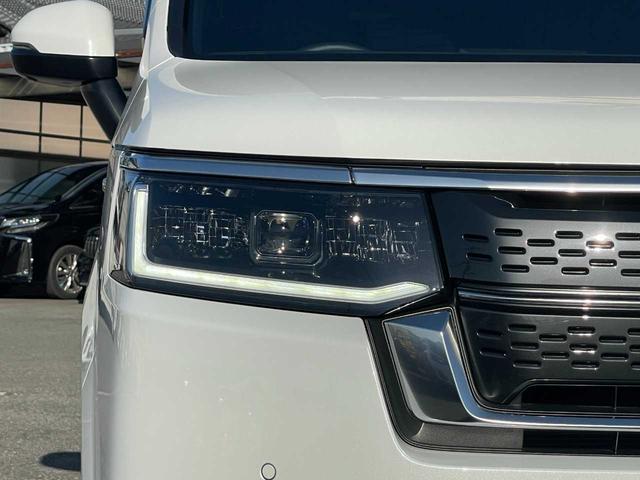 ステップワゴン ｅ：ＨＥＶスパーダ　プレミアムライン　ホンダセンシング　１１．４インチ純正ナビ　１５．６インチフリップダウン　フルセグＴＶ　マルチビューカメラ　ブラインドスポット　パワーテールゲート　シートヒーター　２列目オットマン　純正１７インチＡＷ（58枚目）