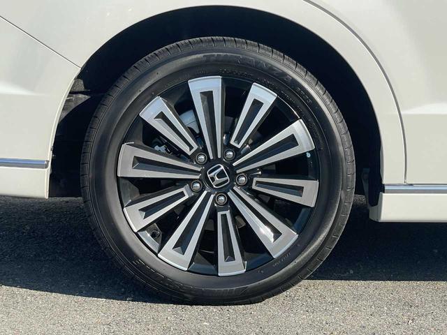 ステップワゴン ｅ：ＨＥＶスパーダ　プレミアムライン　ホンダセンシング　１１．４インチ純正ナビ　１５．６インチフリップダウン　フルセグＴＶ　マルチビューカメラ　ブラインドスポット　パワーテールゲート　シートヒーター　２列目オットマン　純正１７インチＡＷ（70枚目）