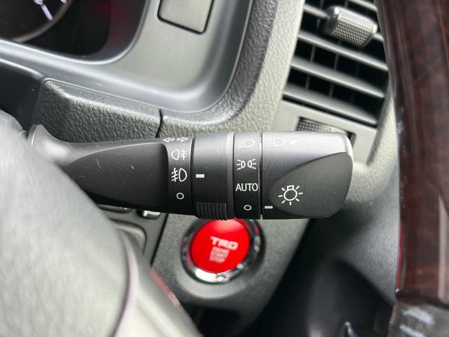 ハイエースバン スーパーGL 50TH アニバーサリーリミテッド 両側パワスラ 寒冷地仕様 TRDフロントスポイラー アルパインフローティングナビ、11.1型デジタルミラー、12.8インチフリップダウン 運転席レカロシート ユーアイビークルベッドキット(43枚目)