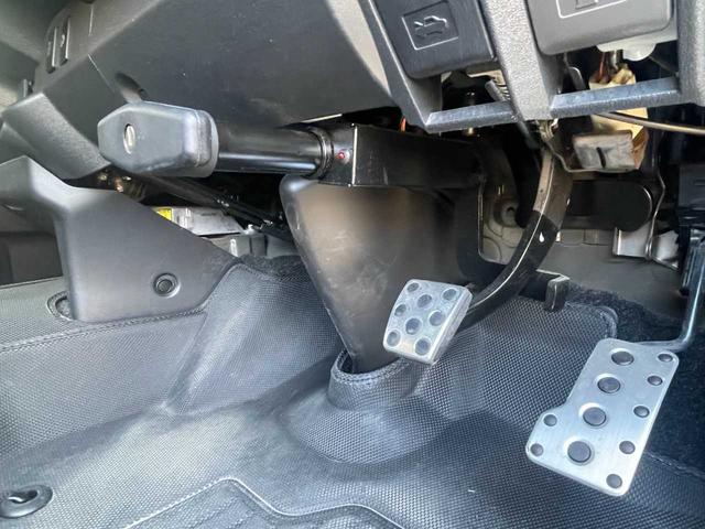 ハイエースバン スーパーGL 50TH アニバーサリーリミテッド 両側パワスラ 寒冷地仕様 TRDフロントスポイラー アルパインフローティングナビ、11.1型デジタルミラー、12.8インチフリップダウン 運転席レカロシート ユーアイビークルベッドキット(48枚目)