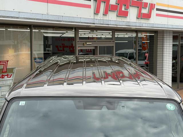 ハイエースバン スーパーGL 50TH アニバーサリーリミテッド 両側パワスラ 寒冷地仕様 TRDフロントスポイラー アルパインフローティングナビ、11.1型デジタルミラー、12.8インチフリップダウン 運転席レカロシート ユーアイビークルベッドキット(50枚目)