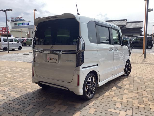 ホンダ Ｎ－ＢＯＸカスタム 15枚目