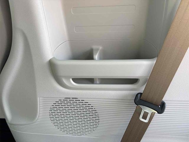 Ｎ－ＢＯＸ ベースグレード　バックカメラ　両側スライド・片側電動　クリアランスソナー　オートクルーズコントロール　レーンアシスト　オートライト　スマートキー　アイドリングストップ　電動格納ミラー　シートヒーター　ベンチシート（34枚目）