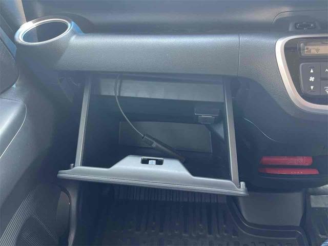 Ｎ－ＢＯＸカスタム Ｇ　ＳＳパッケージ　バックカメラ　両側電動スライドドア　ナビ　ＴＶ　衝突被害軽減システム　オートライト　スマートキー　アイドリングストップ　電動格納ミラー　ベンチシート　ＣＶＴ　ＥＳＣ　ＣＤ　ＤＶＤ再生　ＵＳＢ（43枚目）