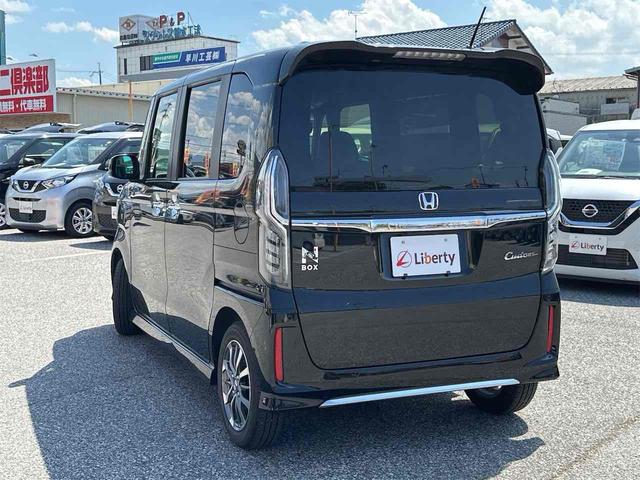 Ｎ－ＢＯＸカスタム Ｌ　バックカメラ　両側スライド・片側電動　ナビ　ＴＶ　レーンアシスト　衝突被害軽減システム　オートライト　スマートキー　アイドリングストップ　電動格納ミラー　シートヒーター　ＣＶＴ　アルミホイール（20枚目）