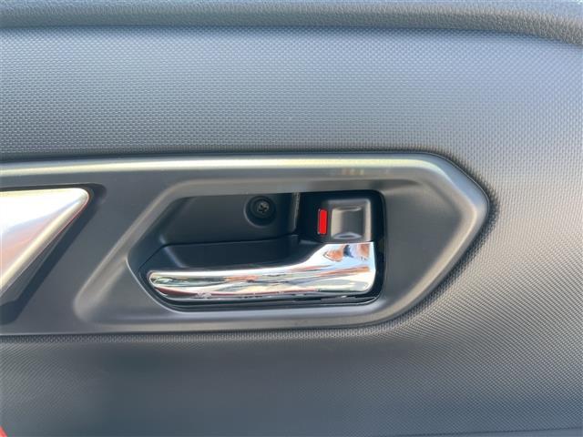 ライズ ＨＹＢＲＩＤ　Ｚ　登録済未使用車　禁煙車　衝突軽減Ｂ　純正９インチディスプレイ　Ｂｌｕｅｔｏｏｔｈ対応　Ｂカメラ　アダプティブクルーズコントロール　電子パーキング　ＬＥＤヘッドライト　スマートキー　純正アルミホイール（38枚目）