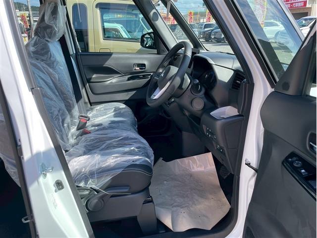 デリカミニ Ｇ　プレミアム　届出済未使用車　禁煙車　衝突軽減Ｂ　マイパイロット　全周囲カメラ　アダプティブクルーズコントロール　両側自動ドア　ＬＥＤヘッドライト　スマートキー　アイドリングストップ　純正アルミホイール（11枚目）