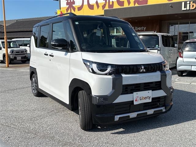 デリカミニ Ｇ　プレミアム　届出済未使用車　禁煙車　衝突軽減Ｂ　マイパイロット　全周囲カメラ　アダプティブクルーズコントロール　両側自動ドア　ＬＥＤヘッドライト　スマートキー　アイドリングストップ　純正アルミホイール（16枚目）