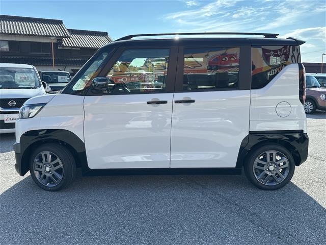 デリカミニ Ｇ　プレミアム　届出済未使用車　禁煙車　衝突軽減Ｂ　マイパイロット　全周囲カメラ　アダプティブクルーズコントロール　両側自動ドア　ＬＥＤヘッドライト　スマートキー　アイドリングストップ　純正アルミホイール（17枚目）