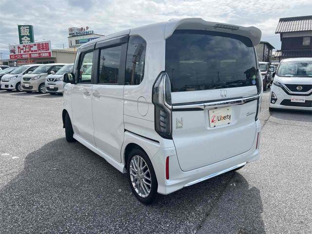 HONDA N-BOX CUSTOM L TURBO