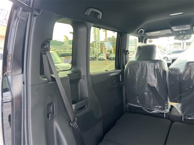 Ｎ－ＢＯＸカスタム ベースグレード　届出済未使用車　禁煙車　ＨｏｎｄａＳＥＮＳＩＮＧ　アダプティブクルーズコントロール　電子パーキング　ＬＥＤヘッドライト　フォグライト　スマートキー　プッシュスタート　アイドリングストップ　純正アルミ（34枚目）
