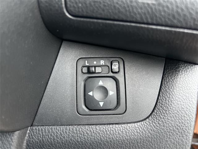 デイズルークス ハイウェイスター　Ｇターボ　衝突軽減Ｂ　純正ナビ　ＴＶ　Ｂｌｕｅｔｏｏｔｈ対応　両側自動ドア　クルーズコントロール　ＨＩＤヘッドライト　フォグライト　スマートキー　プッシュスタート　アイドリングストップ　革巻きステアリング（14枚目）