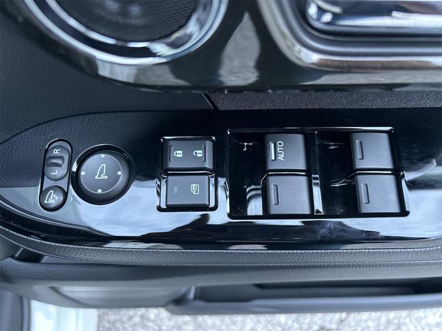 Ｎ－ＢＯＸカスタム Ｇ・Ｌホンダセンシング　ＥＴＣ　バックカメラ　両側スライド・片側電動　ナビ　ＴＶ　クリアランスソナー　オートクルーズコントロール　レーンアシスト　衝突被害軽減システム　オートライト　スマートキー（17枚目）