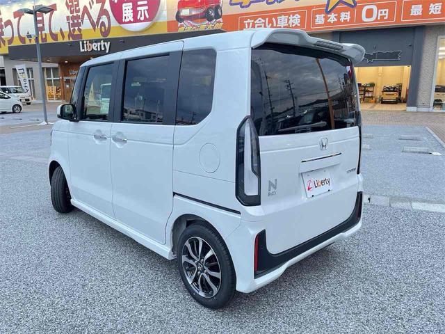 Ｎ－ＢＯＸカスタム ベースグレード　バックカメラ　両側スライド・片側電動　クリアランスソナー　オートクルーズコントロール　レーンアシスト　オートライト　スマートキー　アイドリングストップ　電動格納ミラー　シートヒーター　ベンチシート（21枚目）