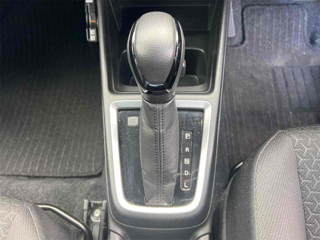 スイフト XG ETC クリアランスソナー オートクルーズコントロール レーンアシスト 衝突被害軽減システム スマートキー 電動格納ミラー シートヒーター CVT 盗難防止システム 衝突安全ボディ ABS ESC(8枚目)