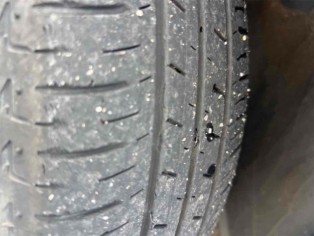 スイフト XG ETC クリアランスソナー オートクルーズコントロール レーンアシスト 衝突被害軽減システム スマートキー 電動格納ミラー シートヒーター CVT 盗難防止システム 衝突安全ボディ ABS ESC(28枚目)