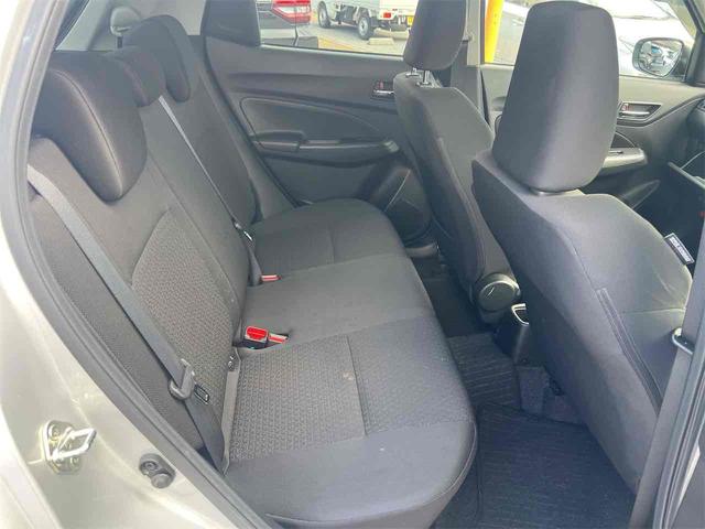 スイフト XG ETC クリアランスソナー オートクルーズコントロール レーンアシスト 衝突被害軽減システム スマートキー 電動格納ミラー シートヒーター CVT 盗難防止システム 衝突安全ボディ ABS ESC(34枚目)