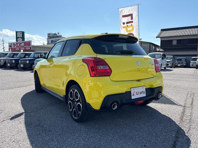 スイフトスポーツ ベースグレード　クリアランスソナー　オートクルーズコントロール　レーンアシスト　衝突被害軽減システム　アルミホイール　オートライト　ＬＥＤヘッドランプ　スマートキー　電動格納ミラー　シートヒーター（18枚目）