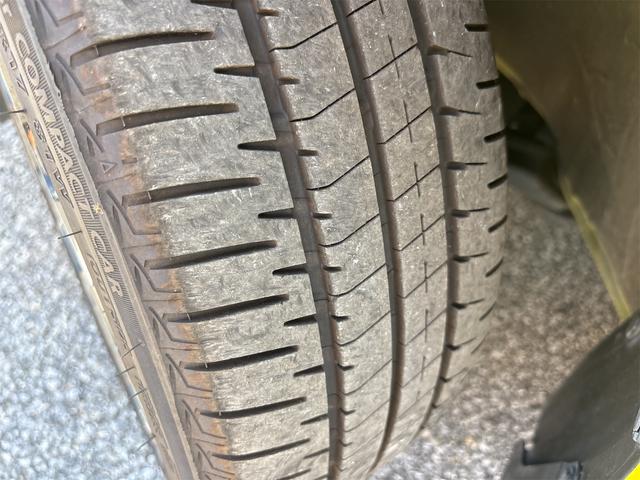 スイフトスポーツ ベースグレード　クリアランスソナー　オートクルーズコントロール　レーンアシスト　衝突被害軽減システム　アルミホイール　オートライト　ＬＥＤヘッドランプ　スマートキー　電動格納ミラー　シートヒーター（24枚目）