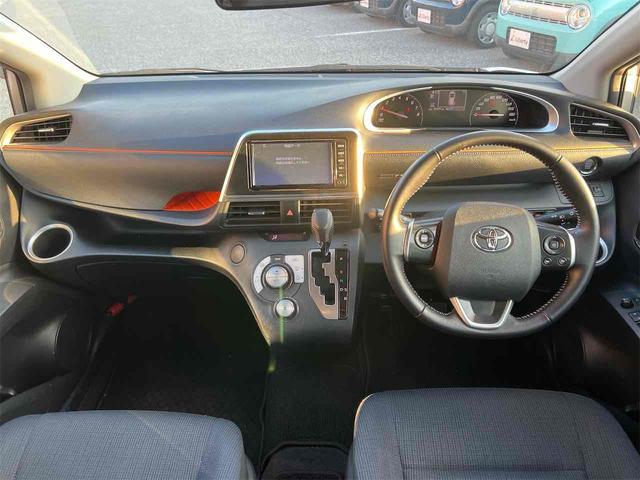 シエンタ Ｇ　ＥＴＣ　バックカメラ　ナビ　ＴＶ　レーンアシスト　衝突被害軽減システム　両側電動スライドドア　オートマチックハイビーム　スマートキー　アイドリングストップ　電動格納ミラー（5枚目）